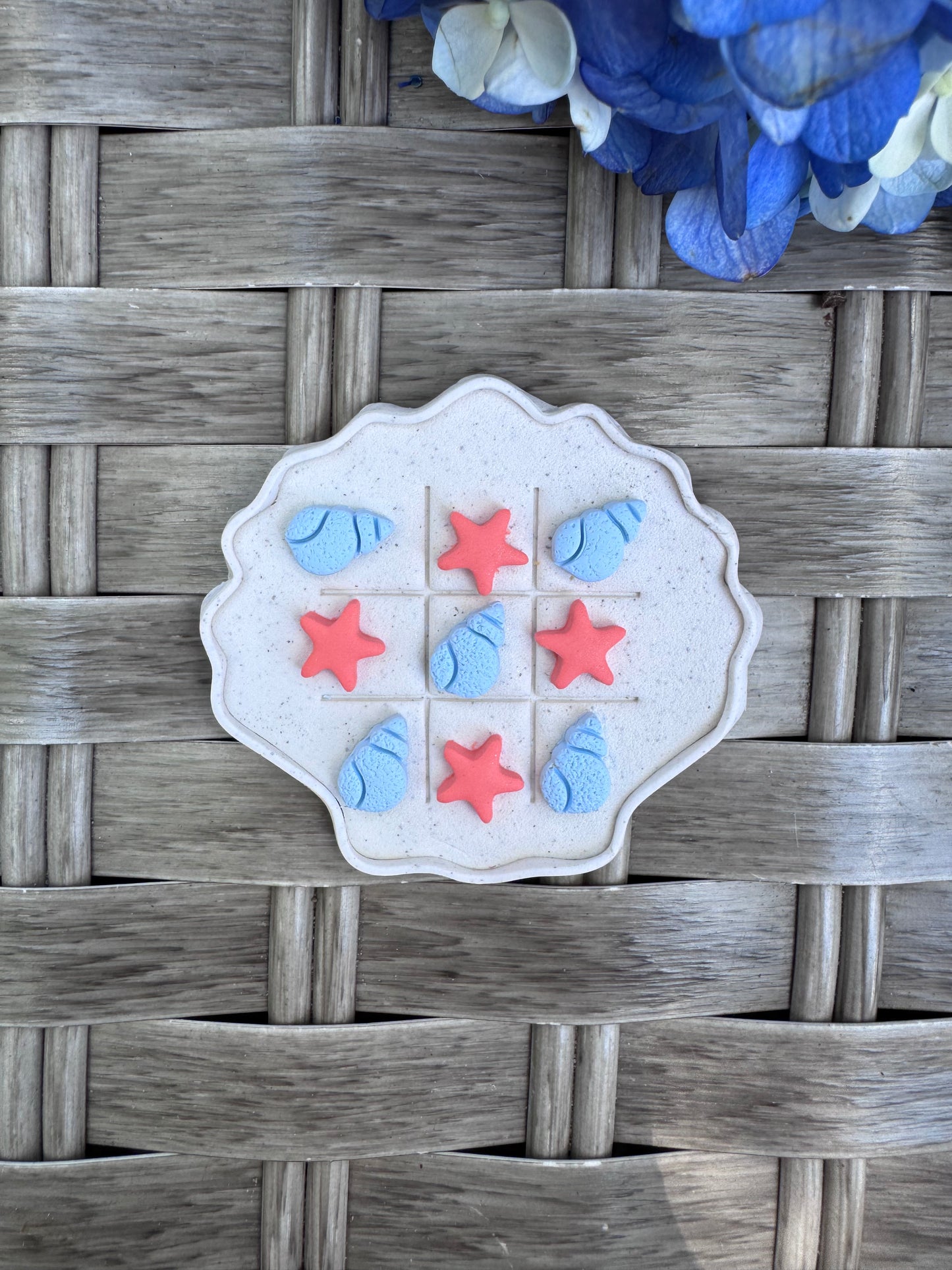 Tic Tac Toe Shell